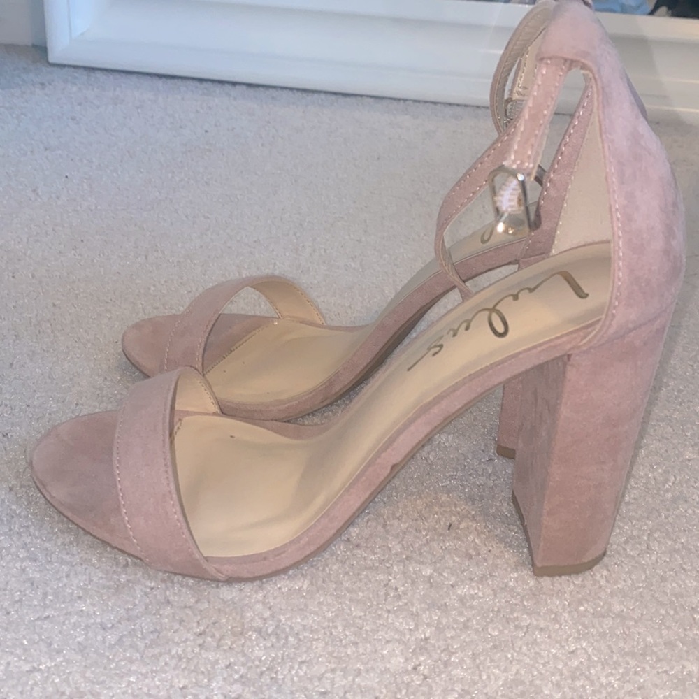 Lulus baby pink suede heels